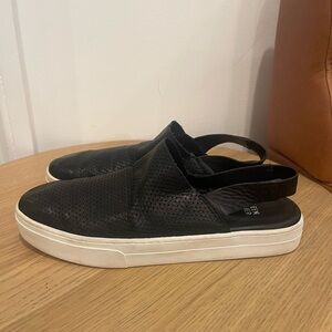 EILEEN FISHER Black Leather GOGO
Sling Back Sneaker Shoes Perforated SZ 7